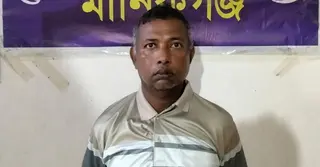 মানিকগঞ্জে ইয়াবাসহ মাদক কারবারি গ্রেপ্তার